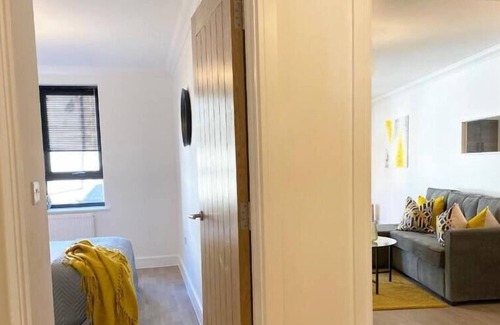 Rochester Condo | Deluxe Rochester Apartment 2