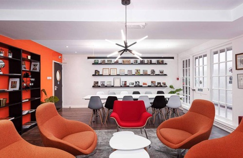 Westminster Apartment | Deluxe Room 10 - Louise House Summer Youth Accommodation