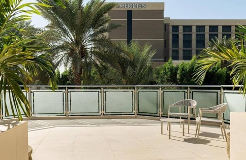 Garhoud Apartment | Deluxe Room Near Dubai Airport Terminal 1