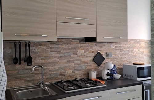 Zona LIII Tomba di Nerone Apartment | DELUXE STUDIO APARTMENT WITH BALCONY - HOLIDAY HOME IN ROME