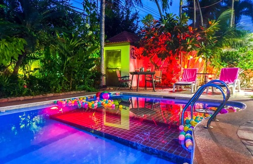 Na Kluea Villa | Deluxe Villa, 4 Bedrooms, Private Pool, Garden View, 10 Mins LK Metro