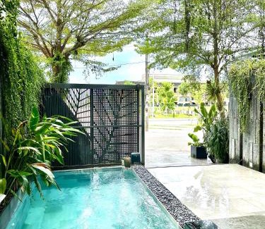 Hue City Centre Villa | DELUXE VILLA 4 phòng ngủ 5 giường lớn