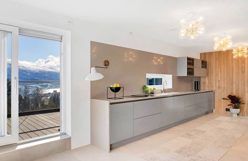 Tromso Villa | Deluxe Villa by Paramount