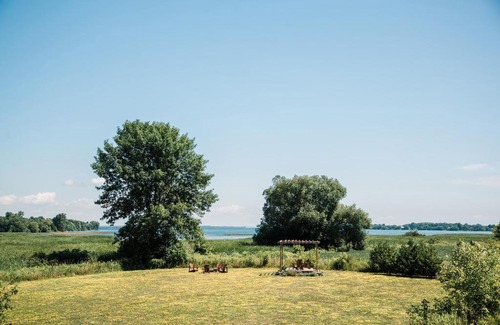 Milford House | Demilune Lodge - Serene cabin with hot tub