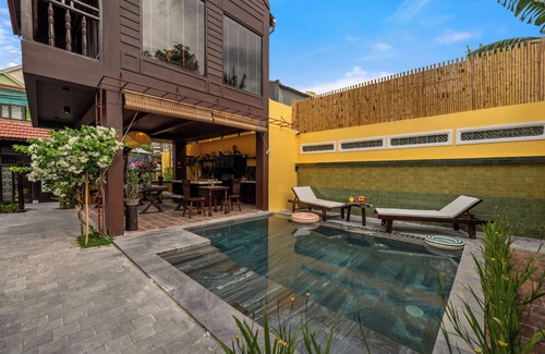 Cam Thanh Cabin | DeMin Villa Hội An - 5 BedroomsnPool and BBQ Garden