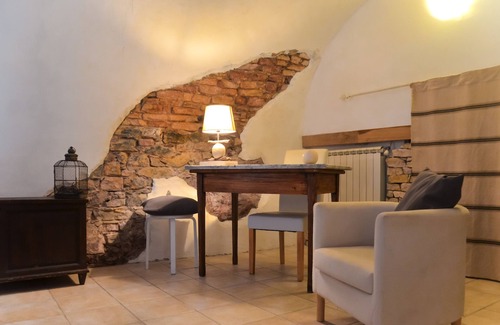 Lerici House | Demivie Guesthouse