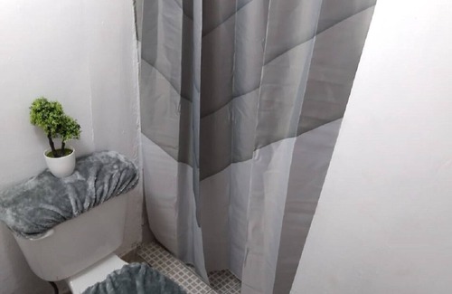 Francisco Villa Apartment | Depa Economico en Planta Baja a 5 Minutos del Malecon y Zona Dorada!