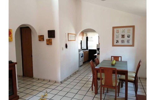 Mercurio House | DEPARTAMENTO UBICACIÓN SEGURIDAD ESTACIONAMIENTO