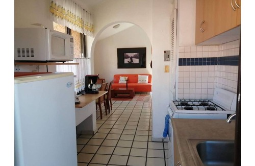 Mercurio House | DEPARTAMENTO UBICACIÓN SEGURIDAD ESTACIONAMIENTO