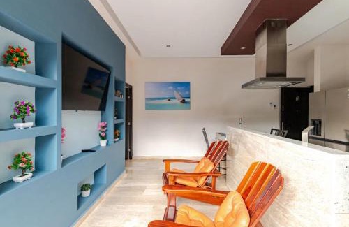 Akumal Apartment | Departamento 2, Tulum Country Home, con Muelle de Pesca, Club de Playa, Alberca, Cenote y Campo de Golf, Contrata Day Pass Bahia Principe