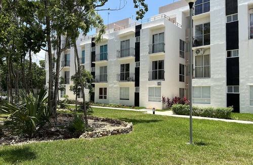 Cancun Apartment | Departamento Creta 2 habitaciones vista a la piscina by EITA