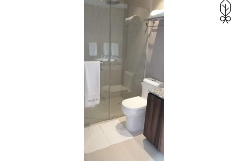 Playa Diamante Apartment | Departamento de 2 Recamaras en La Isla - EMERALD