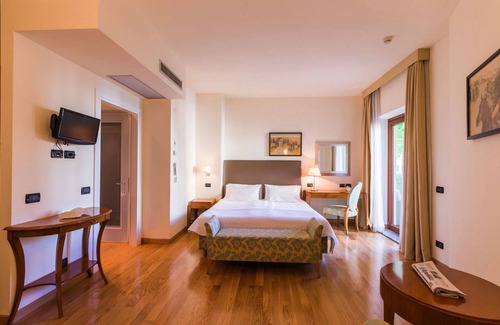 Altipiano Est Hotel | Dependance Lipa