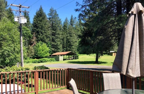 Packwood House | Deputy Ranger Family Cabin