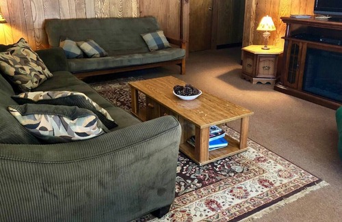 Packwood House | Deputy Ranger Family Cabin