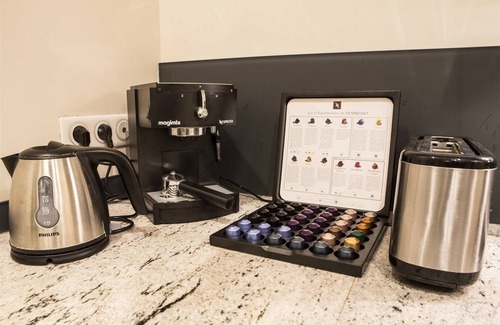 Hotel de Ville - Quinconces Apartment | Descazeaux