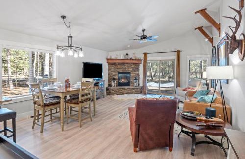 Three Rivers House | Deschutes Riverhaus - Meredith Lodging