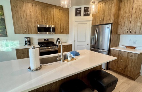 Apple Valley House | Desert Basecamp near Zion & Gooseberry Mesa | Family-Friendly New Build