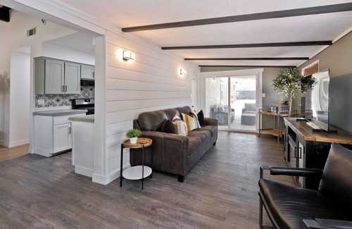 Twentynine Palms House | Desert Dream Stay with Pool - next to Joshua Tree