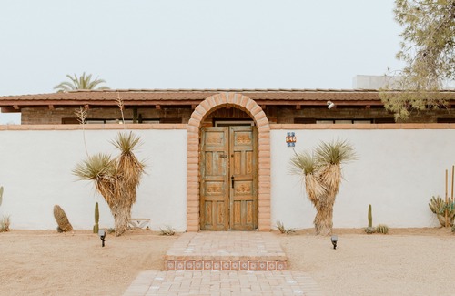 Sam Hughes House | Desert Hues - A Private & Spacious Retreat w/Pool