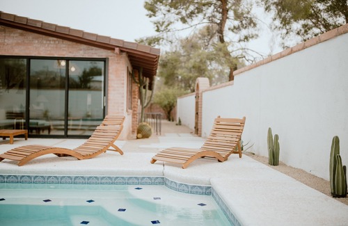Sam Hughes House | Desert Hues - A Private & Spacious Retreat w/Pool