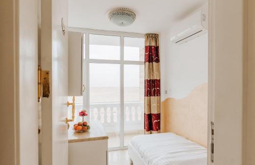 Pyramids Gardens Hotel | Desert Moon