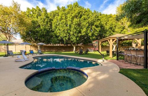 Arrowhead Ranch House | Desert Oasis