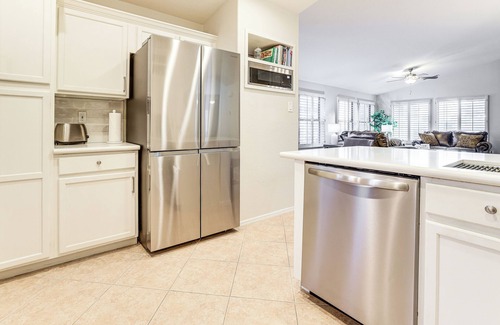 Goodyear House | Desert Oasis w/Outdoor Living in Goodyear!