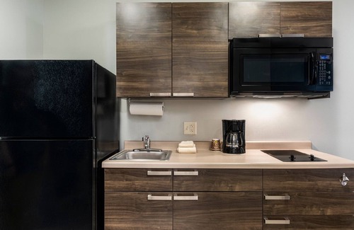 Moab Hotel | Desert Retreat – Your Base for Moab Exploration! In-Room Kitchen & Pet-Friendly