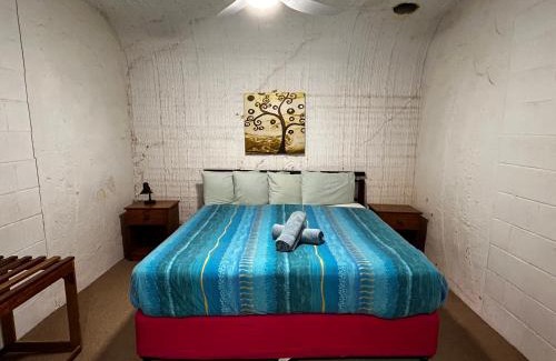 Coober Pedy Hotel | Desert View Apartments