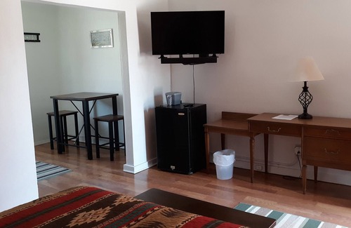 Truth or Consequences Hotel | Desert View Inn