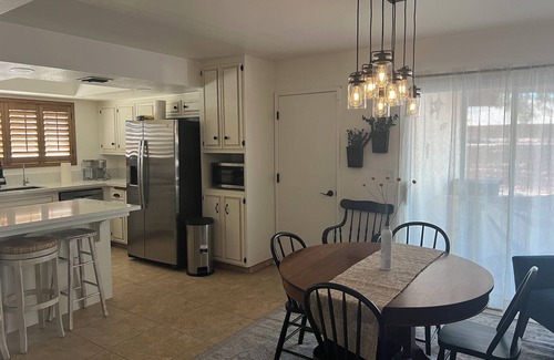 Ridgecrest House | Desert Villa Oasis - Gateway to the Eastern Sierras, Death Valley, and Yosemiten