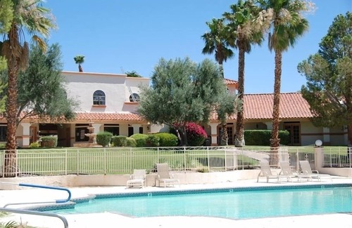 Desert Hot Springs House | Desert Willows Experience