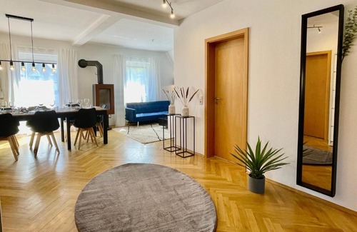 Radio Bremen Apartment | Design Maisonette I Kamin I 10 Personen I Netflix