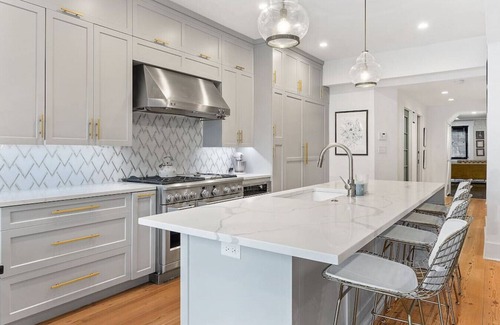 Pennsport House | Designer 3 BR Townhome w/Beautiful Backyard!