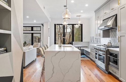 Pennsport House | Designer 3 BR Townhome w/Beautiful Backyard!
