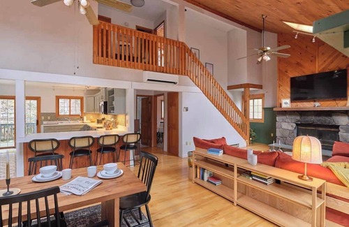 Margaretville House | Designer Chalet with Hot Tub and Fire Pit
