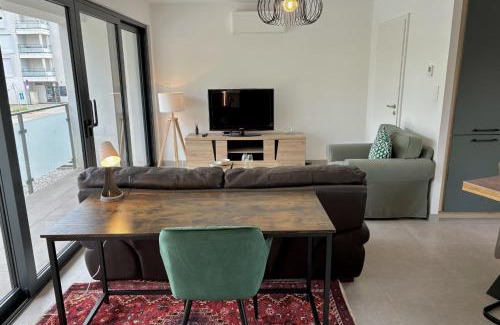 Eckbolsheim Apartment | Designer flat with lovely terrace!