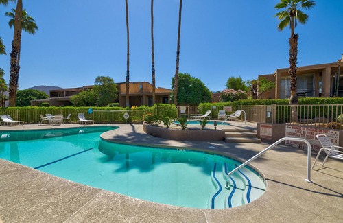 Palm Desert House | Designer Mid Century Oasis; steps to the pool.