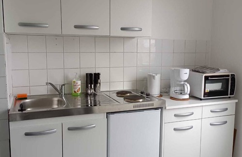 Pantin Apartment | Designer Studio Apartment