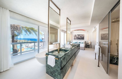Cap Martinet Hotel | Destino Five Ibiza - 5-Star Grand Luxe Resort