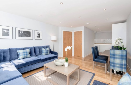 Old Town Apartment | Destiny Scotland Royal Mile Residence