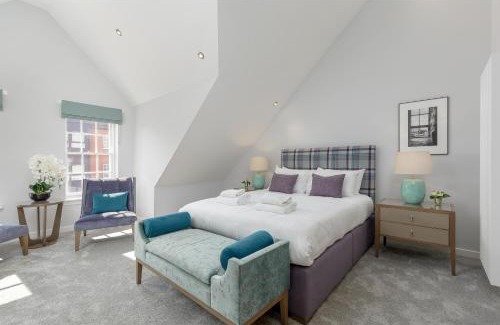 Old Town Apartment | Destiny Scotland - Royal Mile Residence