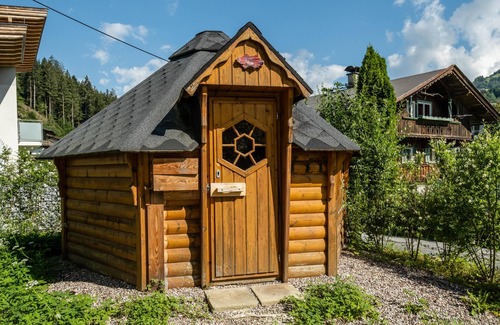 Hopfgarten im Brixental Ski Chalet | Detached chalet with sauna and sunny terrace facing south