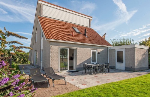Scharendijke Cottage | Detached 8-person bungalow