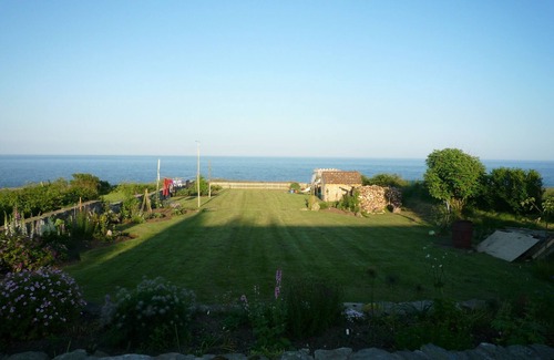 Aberdeen House | Detached Coastal Fisherman's Cottage with Amazing Sea Views.