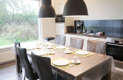 Breezand House | Detached family home with a tulips fields view