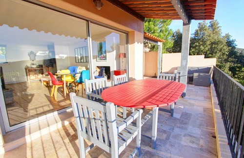 Les Issambres Villa | Detached villa with sea view. Les Issambres.