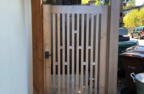 Mill Valley Cottage | DETACHED GUEST HOUSE: Walk To Town, 1030 Sq Ft, 1 BR/1.5 BA, Mt. Tam Vie