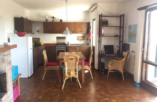 Capoliveri House | detached holiday home with sea view, quiet but central, large enclosed garden